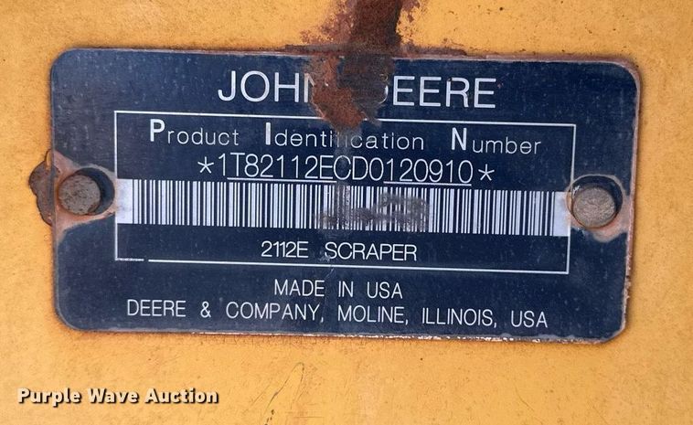 image for item DW8644 2014 John Deere 2112E scraper