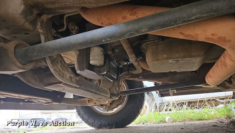 image for item DW8680 2013 Chevrolet Silverado 3500HD bucket truck