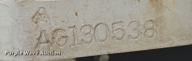 image for item DW8680 2013 Chevrolet Silverado 3500HD bucket truck