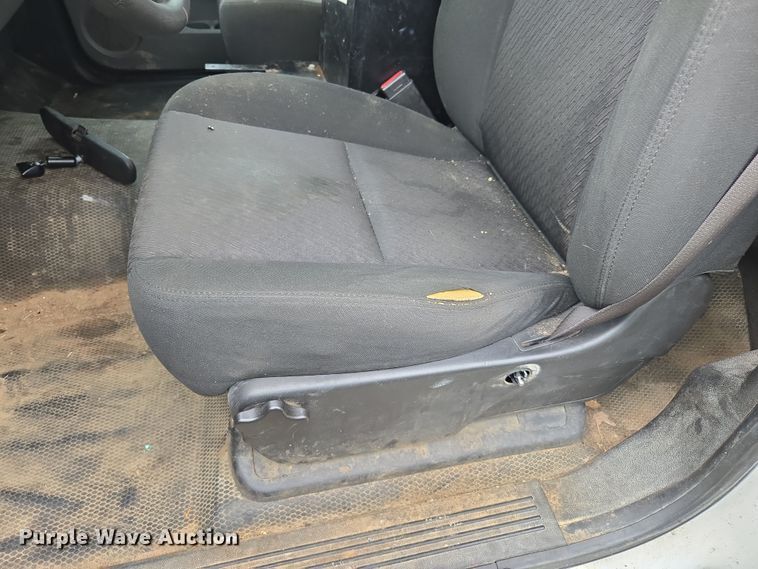 image for item DW8680 2013 Chevrolet Silverado 3500HD bucket truck