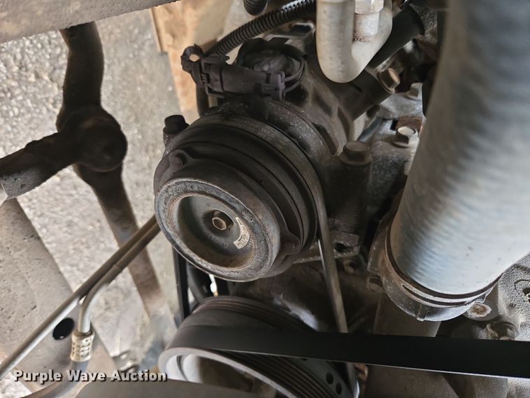 image for item DW8680 2013 Chevrolet Silverado 3500HD bucket truck