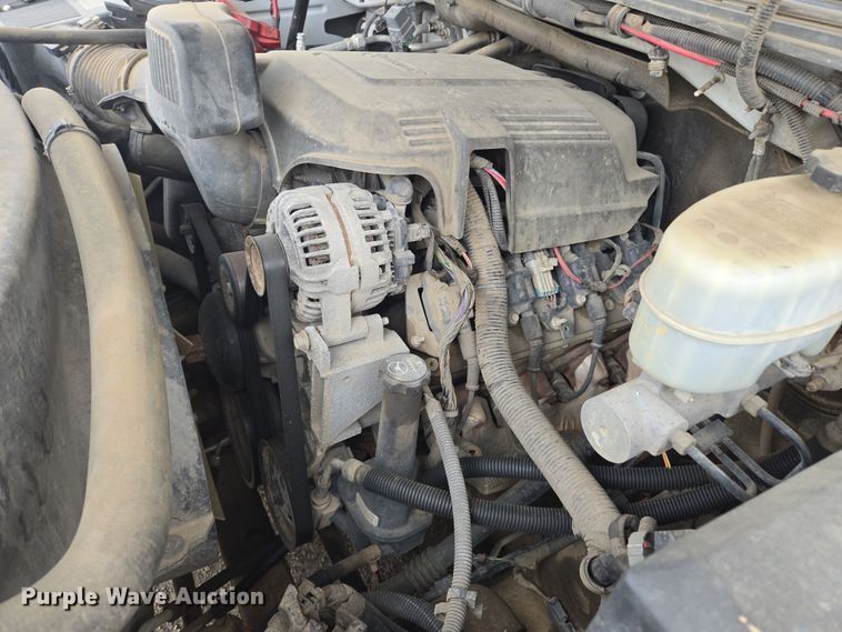 image for item DW8680 2013 Chevrolet Silverado 3500HD bucket truck