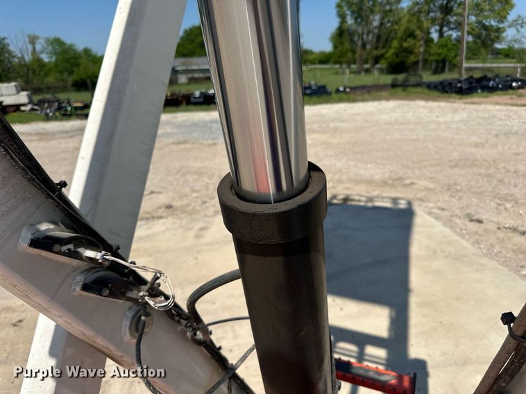 image for item DW8702 2015 Snorkel S4726E scissor lift