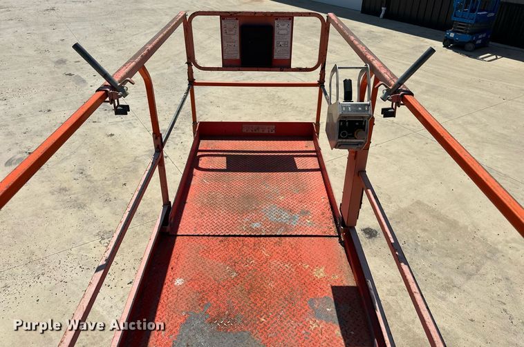 image for item DW8702 2015 Snorkel S4726E scissor lift