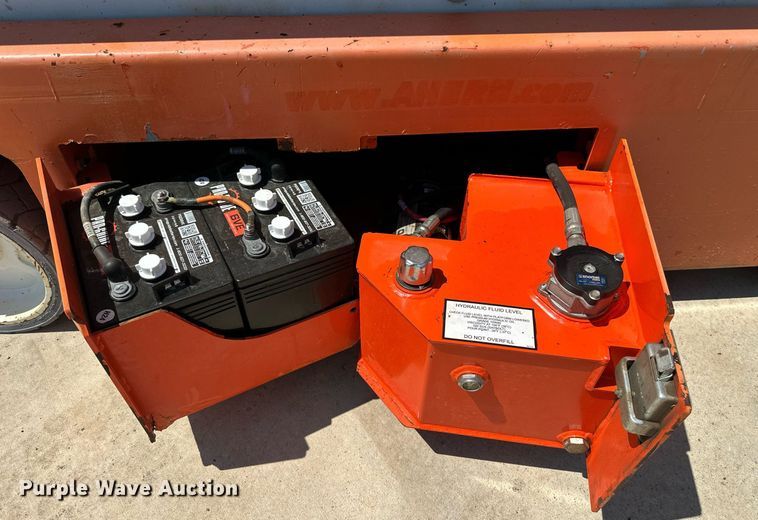 image for item DW8702 2015 Snorkel S4726E scissor lift