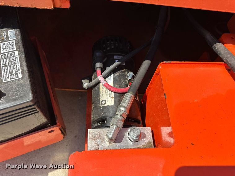 image for item DW8702 2015 Snorkel S4726E scissor lift