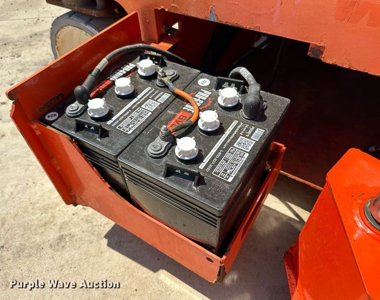 image for item DW8702 2015 Snorkel S4726E scissor lift