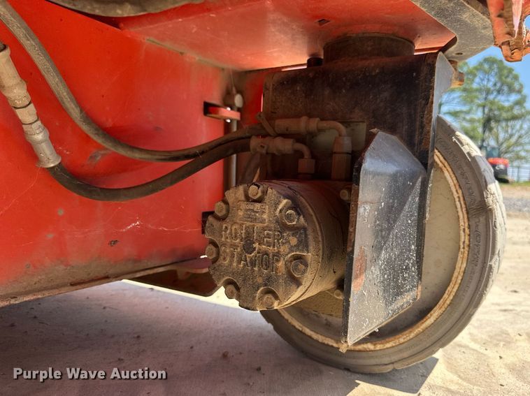 image for item DW8702 2015 Snorkel S4726E scissor lift