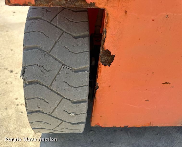 image for item DW8702 2015 Snorkel S4726E scissor lift