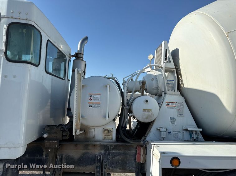 image for item DY7990 2003 Kenworth W900 ready mix truck