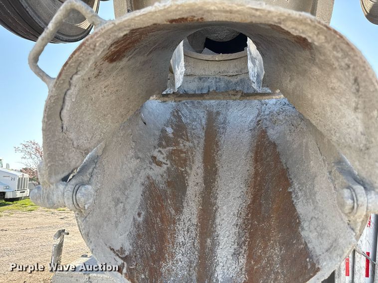 image for item DY7990 2003 Kenworth W900 ready mix truck