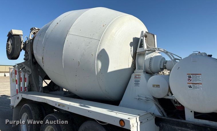 image for item DY7990 2003 Kenworth W900 ready mix truck