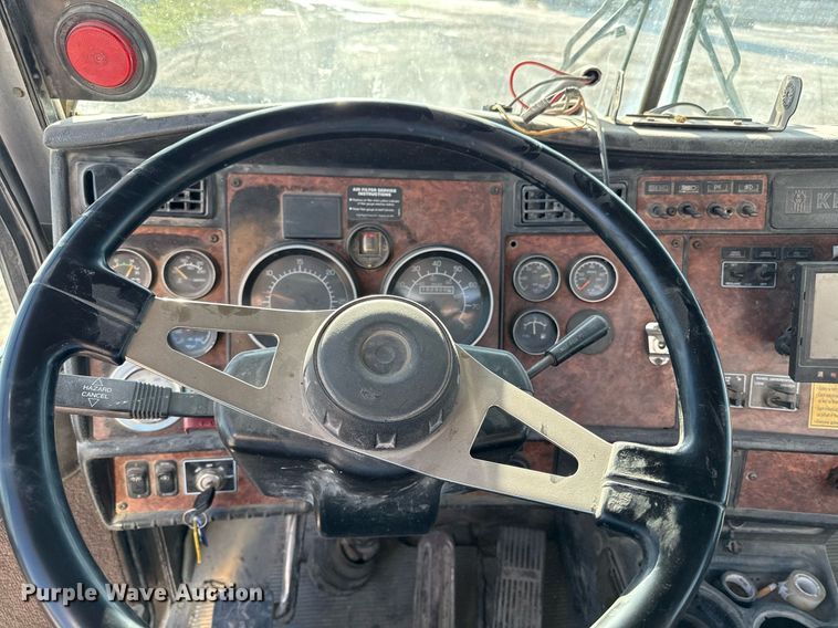 image for item DY7990 2003 Kenworth W900 ready mix truck