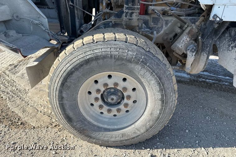 image for item DY7990 2003 Kenworth W900 ready mix truck