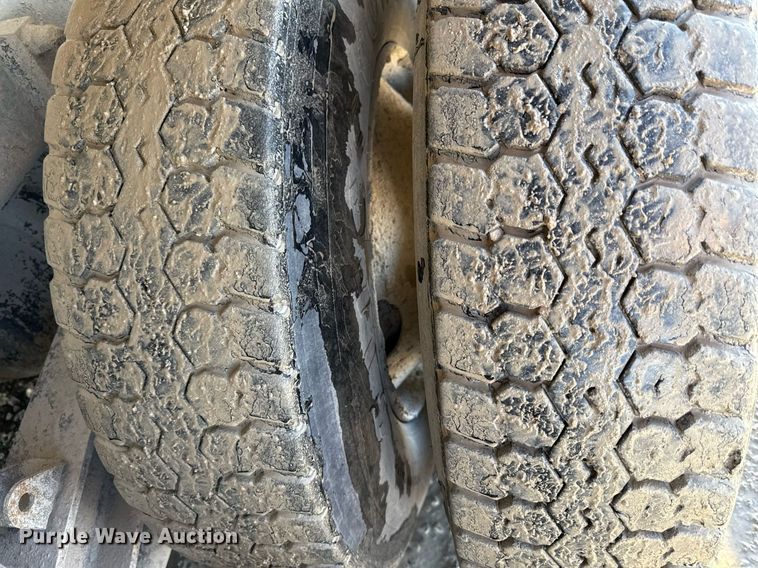 image for item DY7990 2003 Kenworth W900 ready mix truck