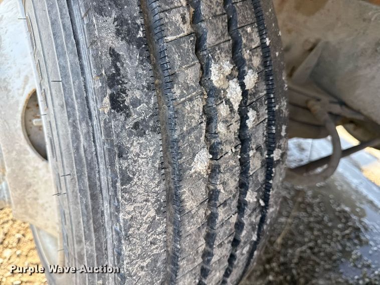 image for item DY7990 2003 Kenworth W900 ready mix truck