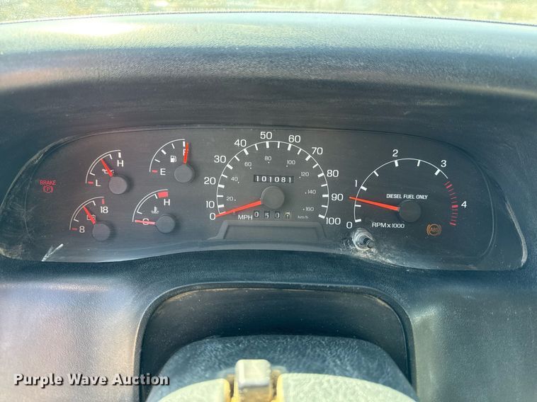 image for item DY7991 2004 Ford F650 dump truck