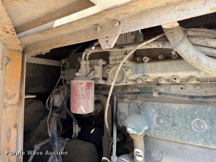 image for item DY7996 1990 Michigan L120 wheel loader