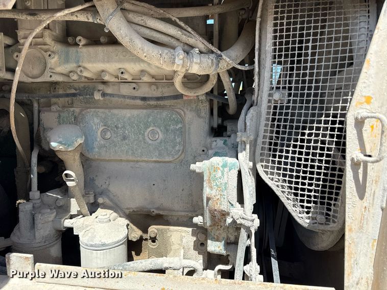 image for item DY7996 1990 Michigan L120 wheel loader