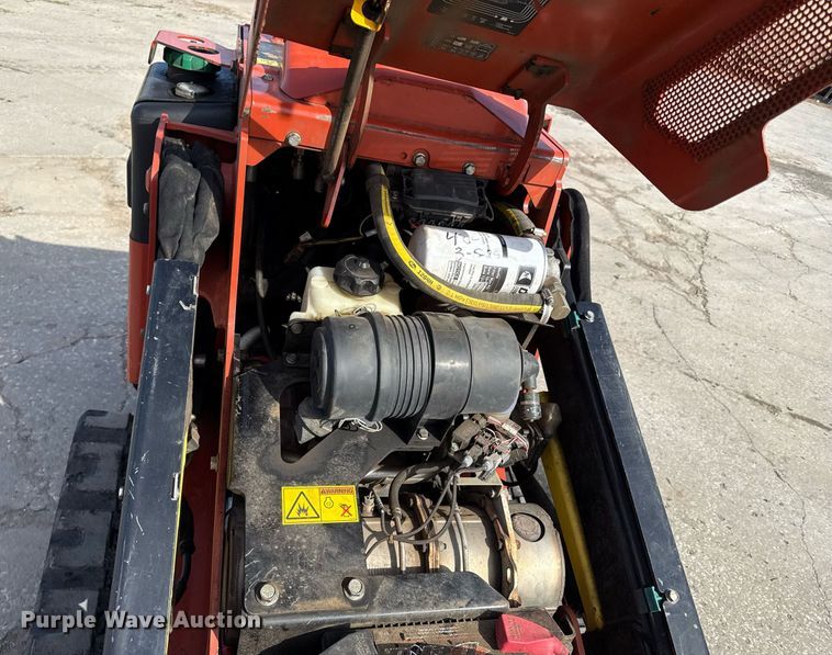 image for item DY7997 2017 Ditch Witch SK1050 compact utility loader