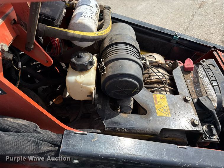 image for item DY7997 2017 Ditch Witch SK1050 compact utility loader