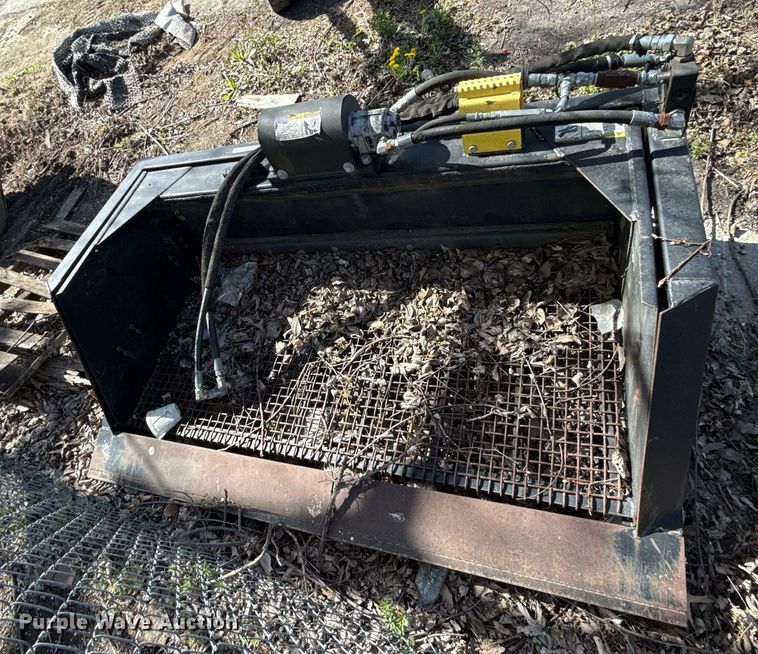 image for item DY8004 Remlinger skid steer screening bucket