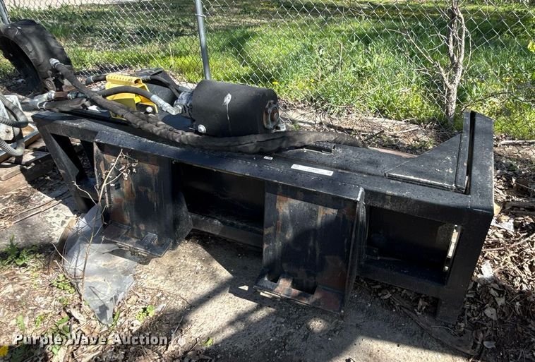 image for item DY8004 Remlinger skid steer screening bucket