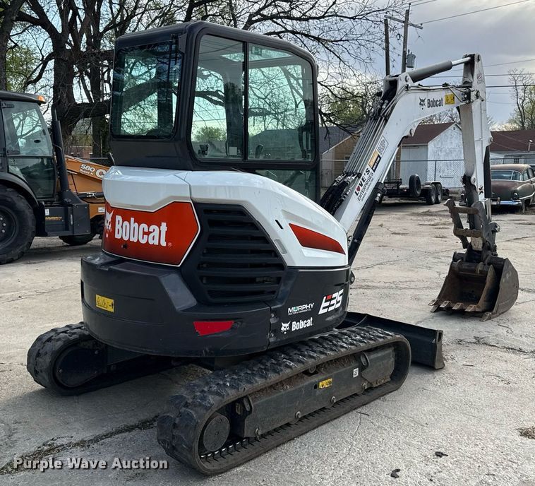 image for item DY8005 2021 Bobcat E35i mini excavator