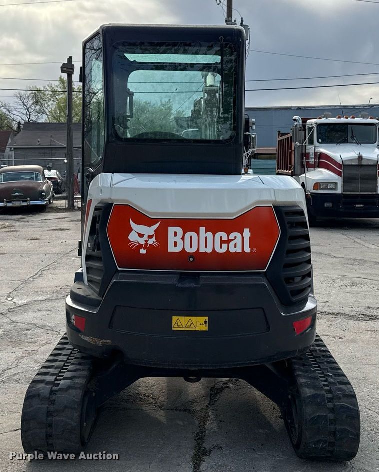 image for item DY8005 2021 Bobcat E35i mini excavator