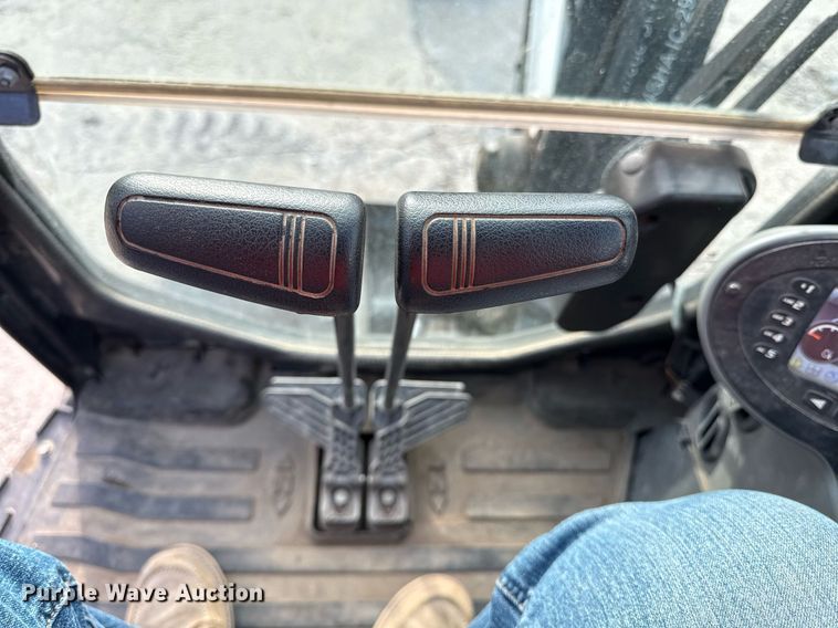 image for item DY8005 2021 Bobcat E35i mini excavator