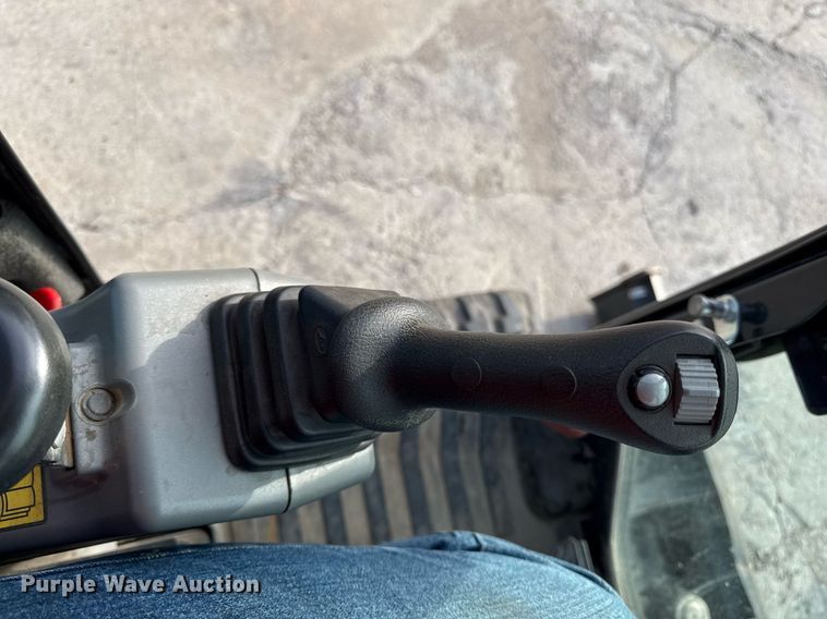 image for item DY8005 2021 Bobcat E35i mini excavator