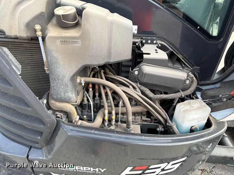 image for item DY8005 2021 Bobcat E35i mini excavator