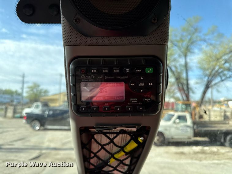 image for item DY8007 2019 Case 580 Super N backhoe