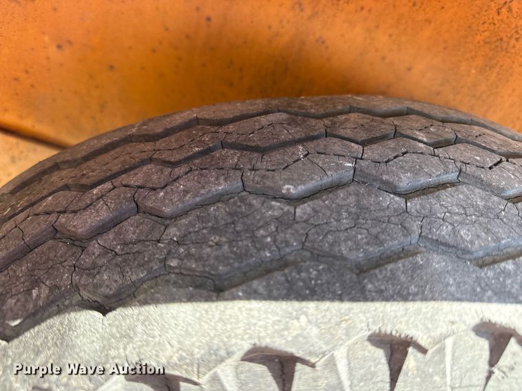 image for item DY8008 Utility trailer