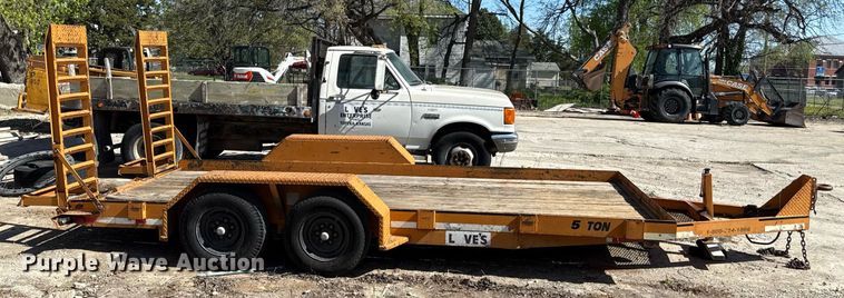 image for item DY8010 2002 Econoline LP016FE equipment trailer