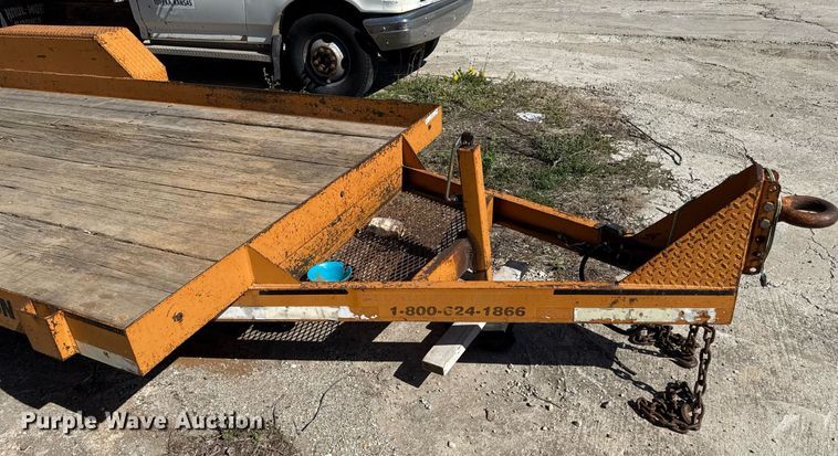 image for item DY8010 2002 Econoline LP016FE equipment trailer