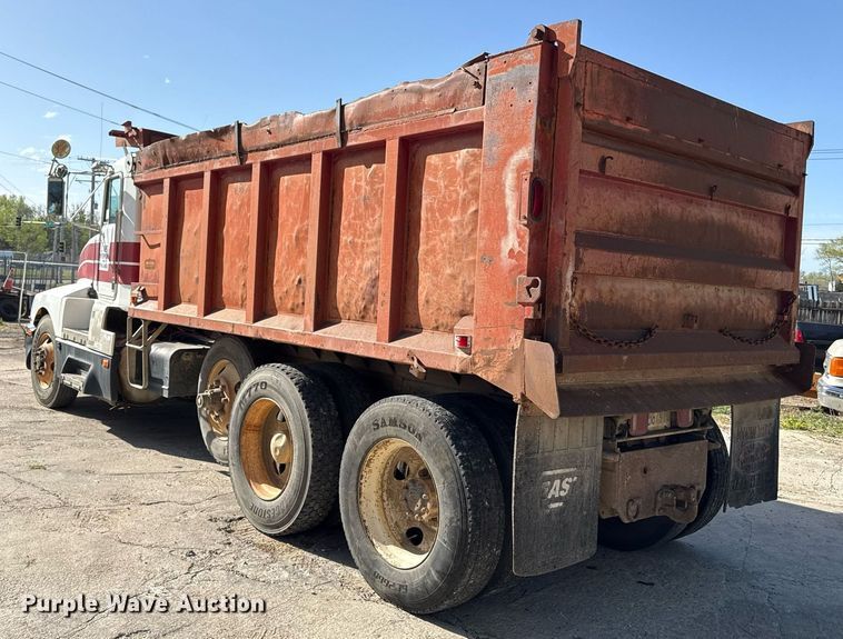 image for item DY8011 1987 Kenworth T600 dump truck