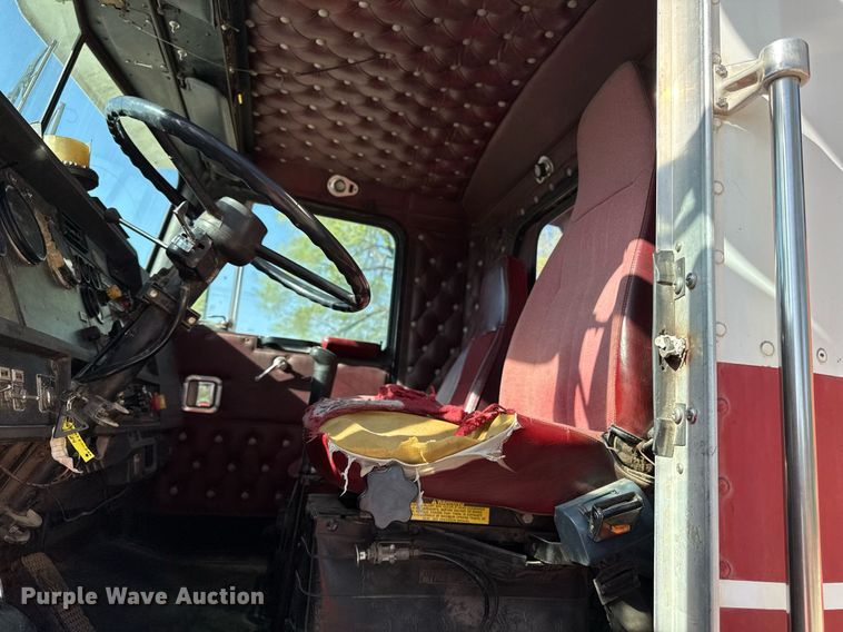 image for item DY8011 1987 Kenworth T600 dump truck