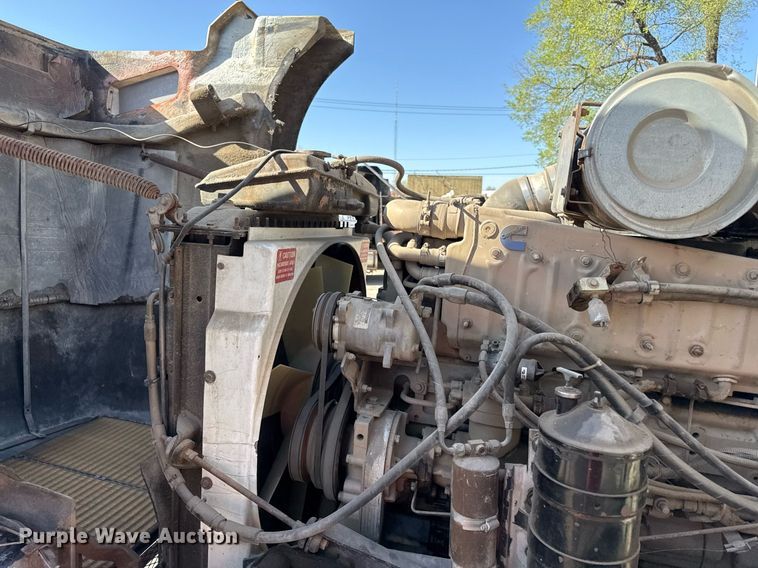 image for item DY8011 1987 Kenworth T600 dump truck