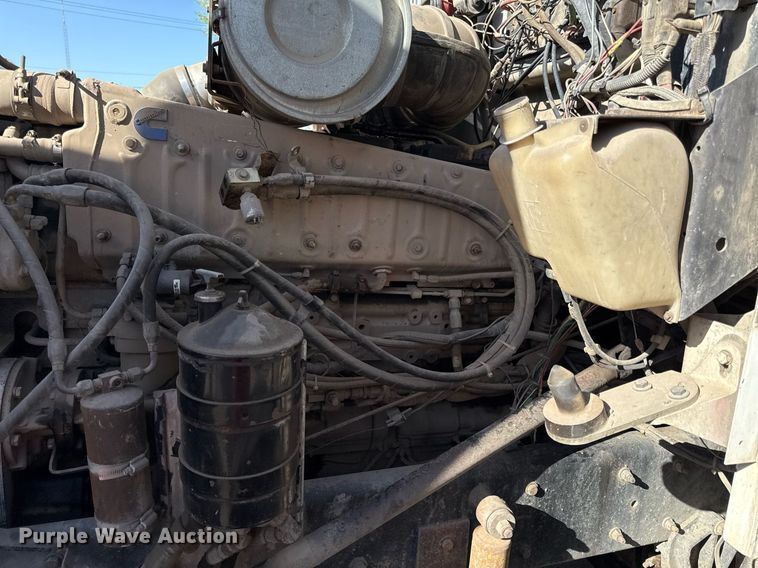 image for item DY8011 1987 Kenworth T600 dump truck