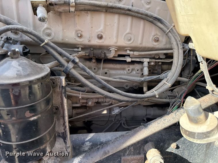 image for item DY8011 1987 Kenworth T600 dump truck