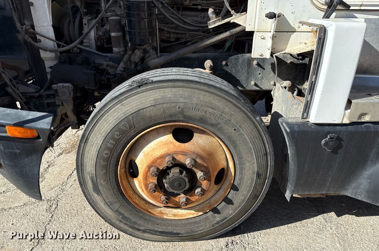 image for item DY8011 1987 Kenworth T600 dump truck