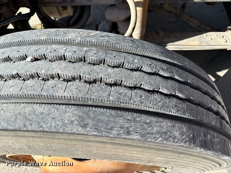 image for item DY8011 1987 Kenworth T600 dump truck