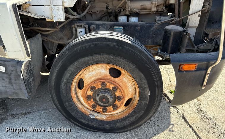 image for item DY8011 1987 Kenworth T600 dump truck