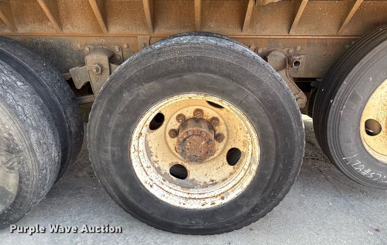 image for item DY8011 1987 Kenworth T600 dump truck