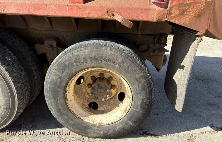 image for item DY8011 1987 Kenworth T600 dump truck