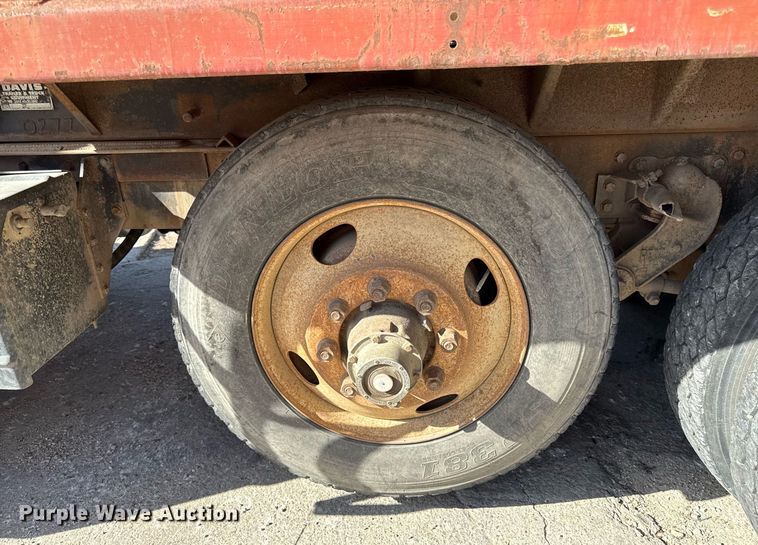 image for item DY8011 1987 Kenworth T600 dump truck