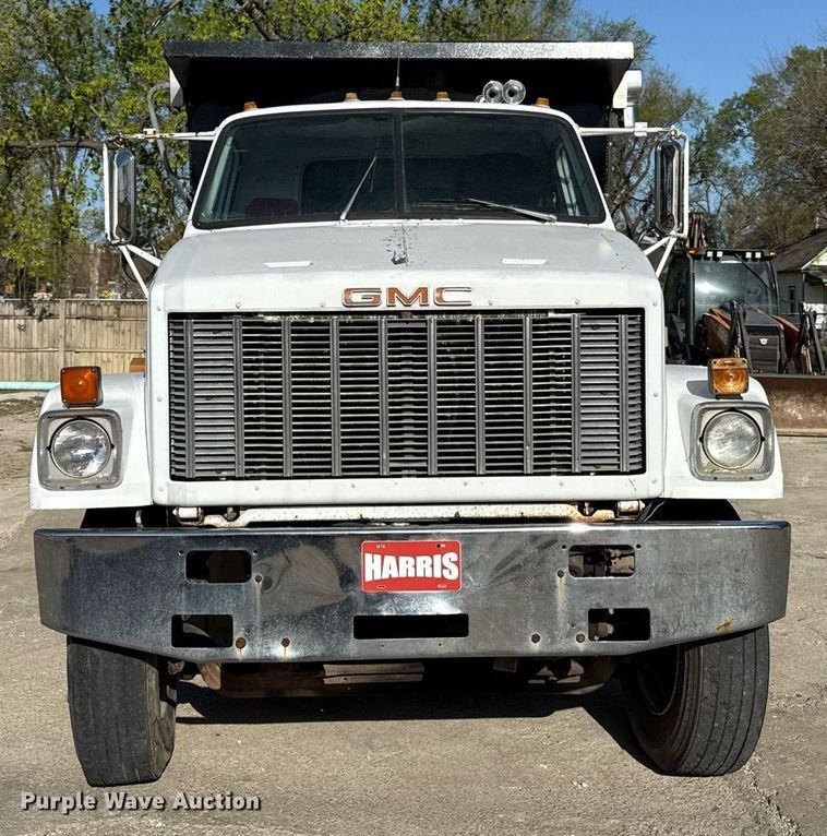 image for item DY8012 1984 GMC Brigadier dump truck