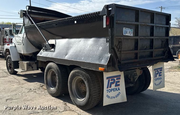 image for item DY8012 1984 GMC Brigadier dump truck