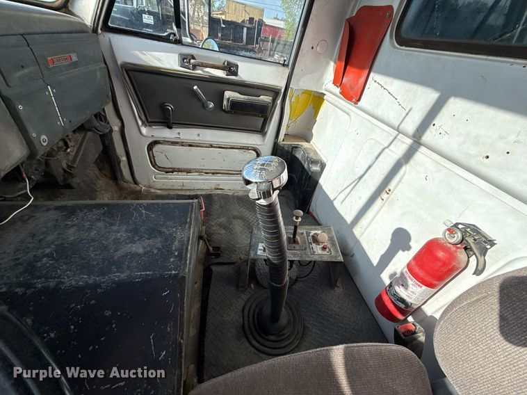 image for item DY8012 1984 GMC Brigadier dump truck